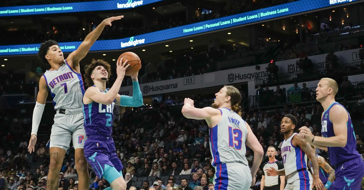 Detroit Pistons VS Charlotte Hornets